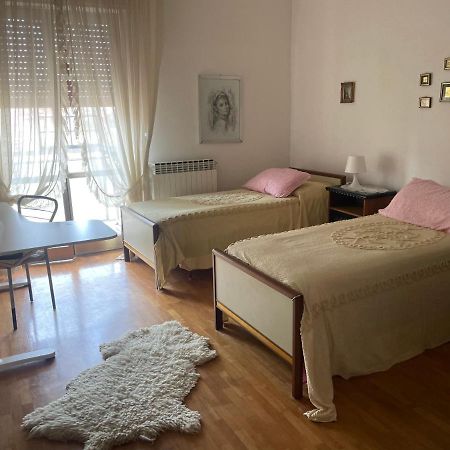 Anita Domus - Appartamento Con Vista A ペスカーラ エクステリア 写真
